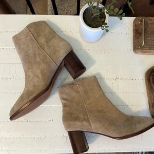 Madewell Women's Suede Ankle Boots, Side Zip, Stacked Heel, Neutral Tan Size 12 - Picture 1 of 16