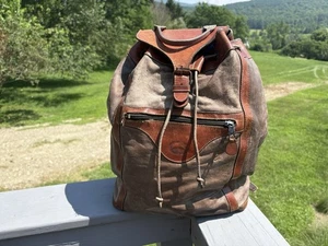 Mochila Delfino Dos Tonos Cuero Marrón y Tostado - De Colección - Imagen 1 de 10