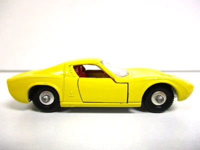 LESNEY MATCHBOX #33 33 - LAMBORGHINI MIURA P400 (YELLOW) - DIECAST - Image 1 of 4