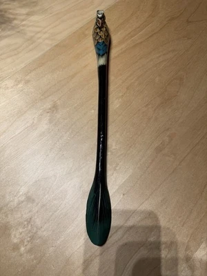 Vintage Wooden Painted Bird Shoehorn 15.5" Long - Image 1 of 4