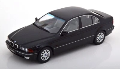 BMW 528i E39 berline 1995 noir au 1/18 de KK-Scale KKDC181053 - Photo 1/4