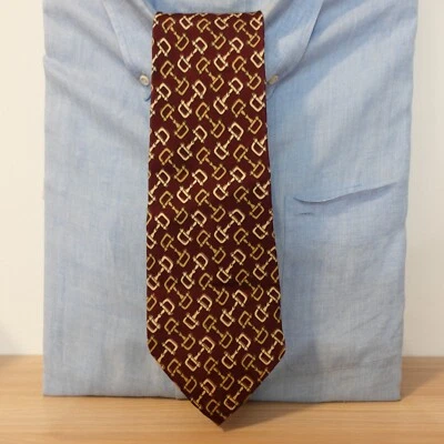 Corbata de sarga para hombre rojo mordida de caballo vestido de seda corbata granate clásico formal ISETAN Japón Foto 1 de 4