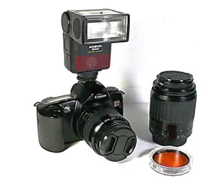 Canon EOS Rebel XS, Canon 35-80mm EF II lens, 80-200mm Canon EF lens: WORKING - Picture 1 of 17
