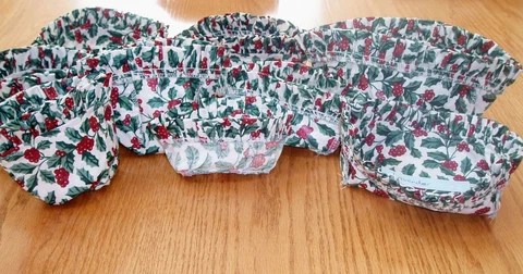 Longaberger Liners Traditional Holly Lavender Cover