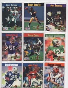Lot of 31 Pro Set Football CollectABooks + 2011 Lot Of 16 Topps Rookie Cards.  - Bild 1 von 12