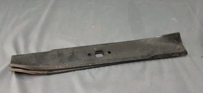 Original ROTARY # 1108  or Wheel Horse 6693, 10-0200, 100200 Mower Blades ~QTY 2 - Image 1 of 3