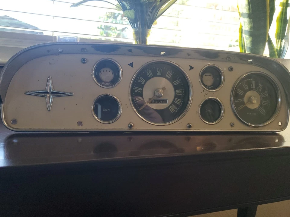 1957 58 59 60 Ford F-100 Deluxe Gauge Set con raro tacómetro y arnés de cableado Foto 1 de 4