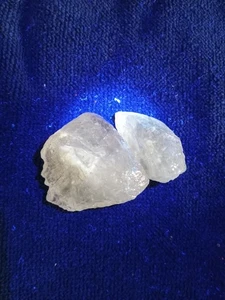 Champagne Honey Calcite 48g UV Reactive For Lapidary Jewelry Mineral Collections - Picture 1 of 2