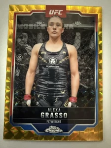 2025 Topps Chrome UFC Alexa Grasso #14 Gold Geometric  7/50 - Picture 1 of 3