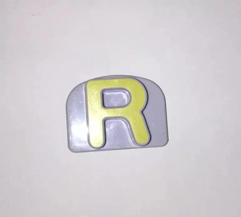 Leap Frog Fridge Phonics 2002 Replacement Uppercase Letter "R" ONLY - Image 1 of 1