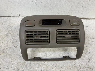 1998-2002 Toyota Corolla rádio estéreo moldura acabamento tampa relógio painel superior aberturas oe - Imagem 1 de 4