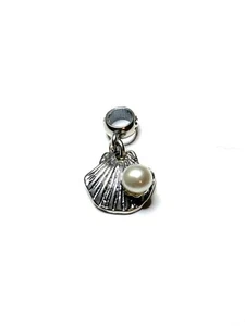 True Beadz Shell Dangle with Pearl, Sterling Silver - Picture 1 of 2