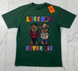 BLEECKER & MERCER Green MEDIUM Legends Never Die T-Shirt MENS M NEW - Picture 1 of 3