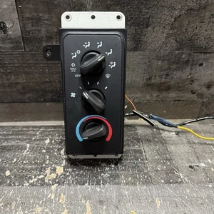 1998-2001 Dodge 1500 2500 3500 Ram Climate Control Heater A/C OEM 55056702AD - Picture 1 of 8