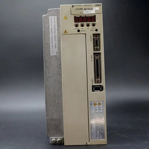 Un servoazionamento usato yaskawa SGDM-20ADA-V SPEDIZIONE DHL - Foto 1 di 4