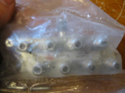 NEW Vintage 8-Way Splitter TV / 8-Outs 1-In / UHF VHF FM  ? / 5-900 MHz  # ASU-8 - Image 1 of 2