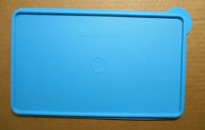 Tapa de repuesto Tupperware azul rectangular solo #795C O64 - Imagen 1 de 3
