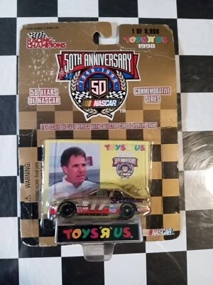 Racing Champions 1998 50 aniversario Nascar Toys 'R' Us #17 Darrell Waltrip  Foto 1 de 2