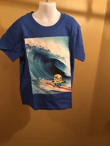 Jungen T-Shirt Despicable Me Minion Surf royalblau Größenoptionen - Bild 1 von 3