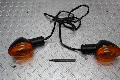 Yamaha FZ1-S 2006 intermitentes Foto 1 de 4