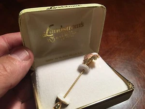Landstrom's 10kt. Gold Leaf Pin Original Black Hills Gold Creations. - Picture 1 of 11