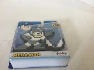 Mega Man Rolling Cutter 8 Bit Figure JAKKS Pacific 30th Anniversary Capcom - Picture 1 of 4