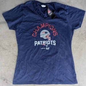 Patriots Champions T-Shirt Super Bowl LI Medium - Neu - Lizenziert - Etikett - Port & Co. - Bild 1 von 2