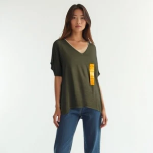 ❤️ NWT ORVIS Olive Green V-Neck Women’s Top XXL - Picture 1 of 10