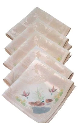 Servilletas de Cena Damasco Coloreadas a Mano Patrón de Pato Cinco Gris Claro Mezcla de Rayón Usadas en Excelente Condición Foto 1 de 4