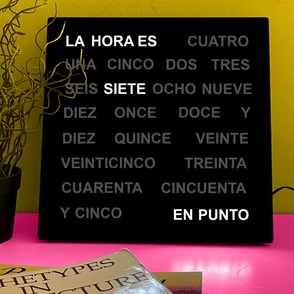 Reloj Escritorio Palabra LED Español - 11" X 11" X 1" - Enchufe Doble Voltaje EE. UU. - Artículo de Regalo Foto 1 de 4