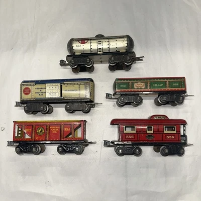 Marx Pre-War Freight Car Lot of 5 w/One-Way Couplers - Image 1 of 4