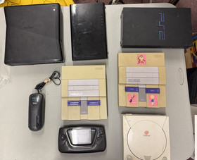 Broken Console Lot - SNES, Game Gear, Dreamcast, WiiU, PS2 (Works w/Weak Laser)+