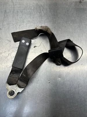 1997-2001 Jeep Cherokee XJ OEM Driver Rear Seat Belt Female Assembly Foto 1 de 4