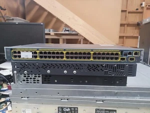 CISCO CATALYST WS-C2960S-48TS-S 48 PORT GIGABIT SWITCH WITH 2 SFP PORTS - Picture 1 of 4