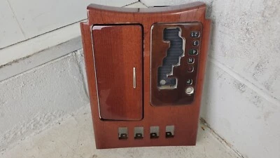 04-10 INFINITI QX56 OEM MADERA GRANO CONSOLA CENTRAL PALANCA PORTAVASOS BISEL MOLDURA Foto 1 de 4