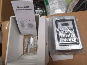 Teclado abridor de puerta de garaje universal LM178 con cable - control de acceso metálico - caja abierta - Imagen 1 de 6