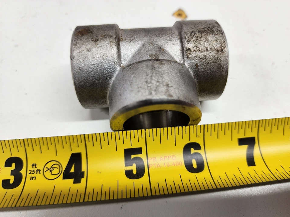 3/4" x 3/4" x 3/4" Socket Weld Tee Grade 310H Stainless Steel Class 3000 Pipe - Image 1 of 2
