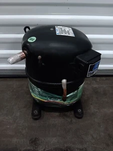 CR22K6-PFV-230 Copeland 22,000 BTU R22 208-230V 1Ph Hermetic Compressor (S8T2) - Picture 1 of 8