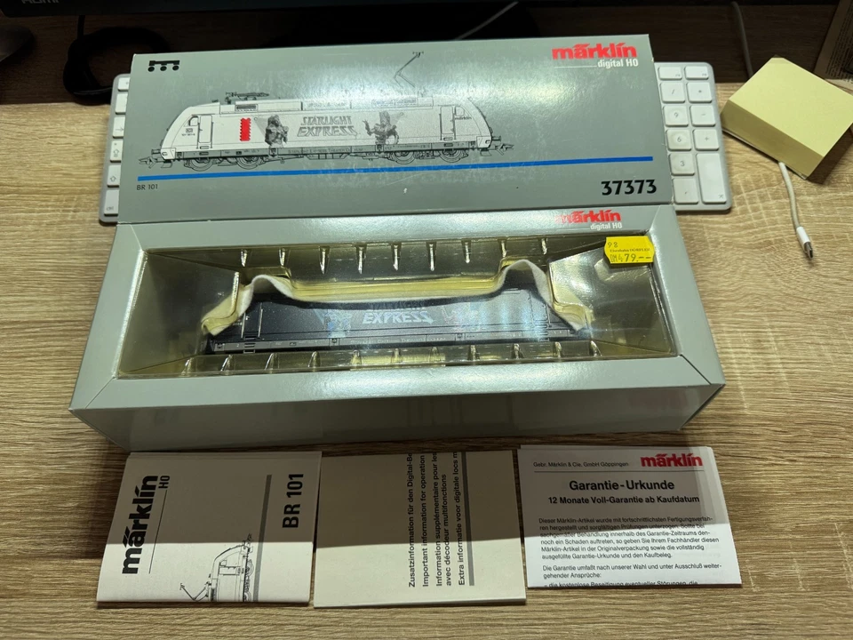 Märklin 37373 Digital Elektrolok BR101 001-6 Starlight Express eine Testfahrt - Bild 1 von 2