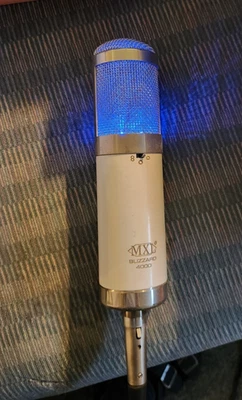 Pair of MXL 4000 "Blizzard" Multi-Pattern Studio Condenser Microphones - Image 1 of 4