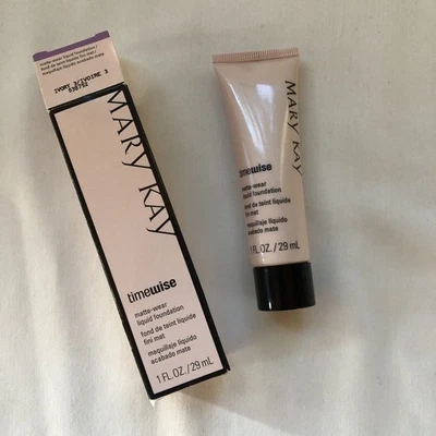 Mary Kay Timewise matte-wear Liquid Foundation 1 fl.oz. Ivory 3 #038752 New - Image 1 of 4