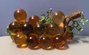 Vintage MCM Amber Lucite Cluster 20 Grapes On Driftwood Mid Century Modern - Picture 1 of 6