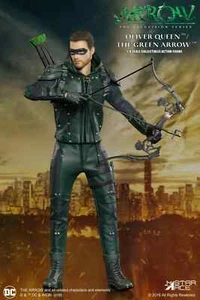 DC COMICS FIGURA ARROW REAL MASTER SERIES OLIVER QUEEN STAR ACE - Foto 1 di 7