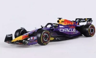 Oracle Red Bull Corsa RB19 Max Verstappen #1 Las Vegas Gp 2023 1/18 Bburago F1 - Immagine 1 di 3