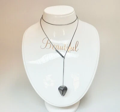 Collar Lariat Flor Campana Plata Esterlina Oxidada Artesanal Estudio 12 G 26" Foto 1 de 4