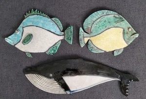 Vintage Alcamo Pottery Keramik Buckelwal + 2 Fische Wandbild Sizilien Italien 3tlg - Bild 1 von 8