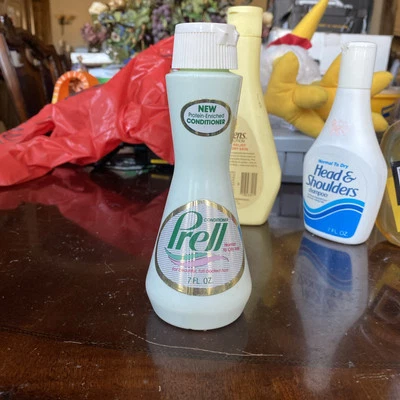 RARO Acondicionador Prell Vintage Botella Verde Película Utilería Coleccionable Años 80’s  Foto 1 de 4