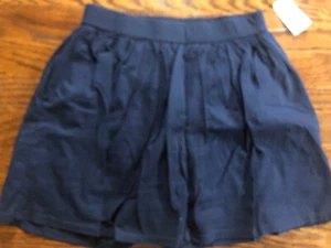 NWT Gap Kids Skort Size Large, Regular Skirt So Cute and Versatile!! - Picture 1 of 5