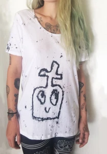 Original DESIGNER Justin Aerni handmade SilkScreen Womens Fashion HAPPYGRAVE Tee - Picture 1 of 3