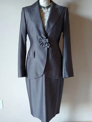 NUEVO CON ETIQUETAS ESCADA Conjunto de Traje de 2 piezas Mezcla de Lana Seda Blazer Falda Gris Rosa Rayas Talla 38 Foto 1 de 4